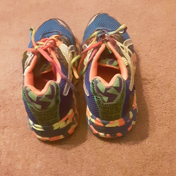 Asics  gel noosa - Picture 2 of 4